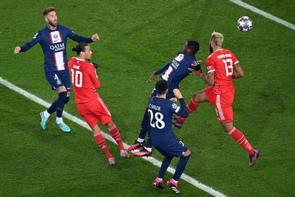 Der FC Bayern München konnte das Hinspiel im Champions-League-Achtelfinale bei Paris Saint-Germain mit 1:0 gewinnen.