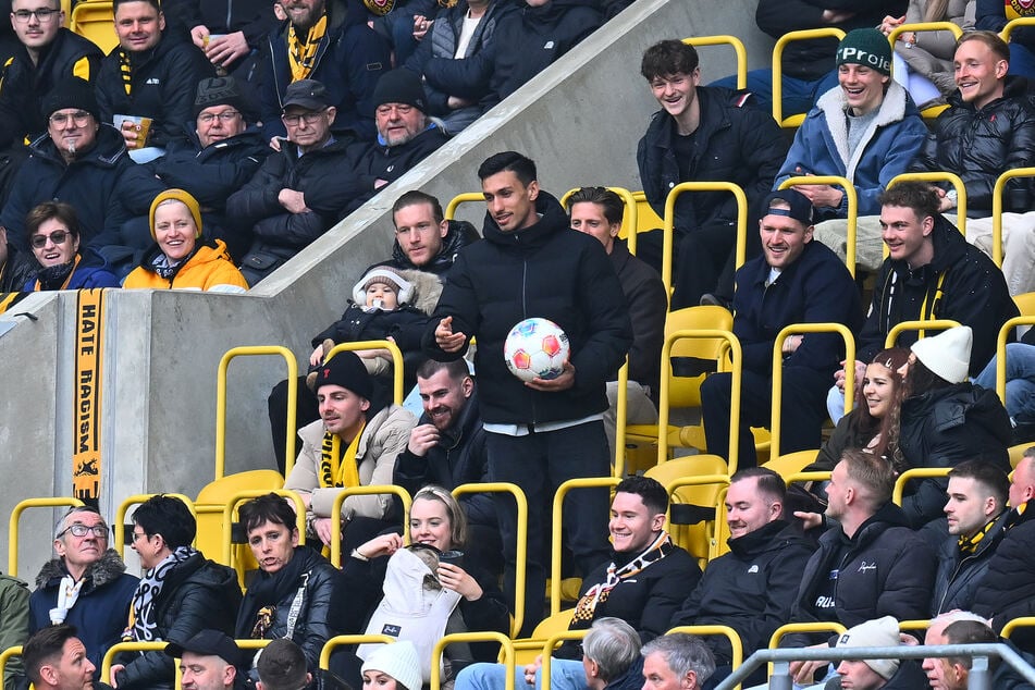 Im Spiel keine Ballkontakte mehr: Claudio Kammerknecht (26) hat das Nachsehen, weil andere abliefern.