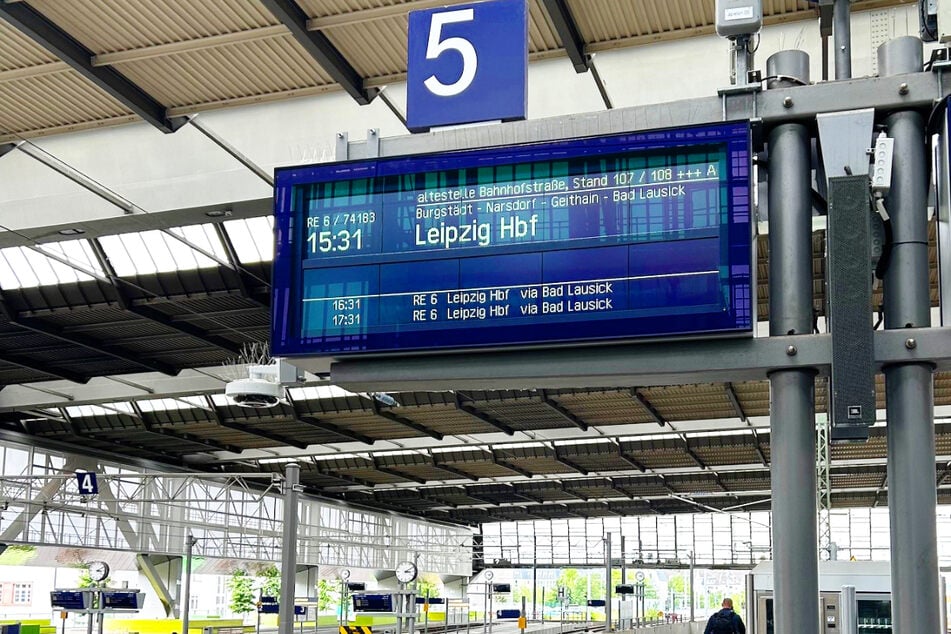 Da für den Ausbau der Bahnverbindung Chemnitz–Leipzig die Mittel fehlen, steht das Projekt nun auf der Kippe.