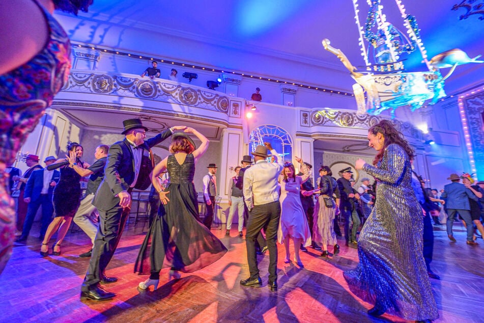 Der HutBall hat einen festen Platz im Dresdner Partykalender.