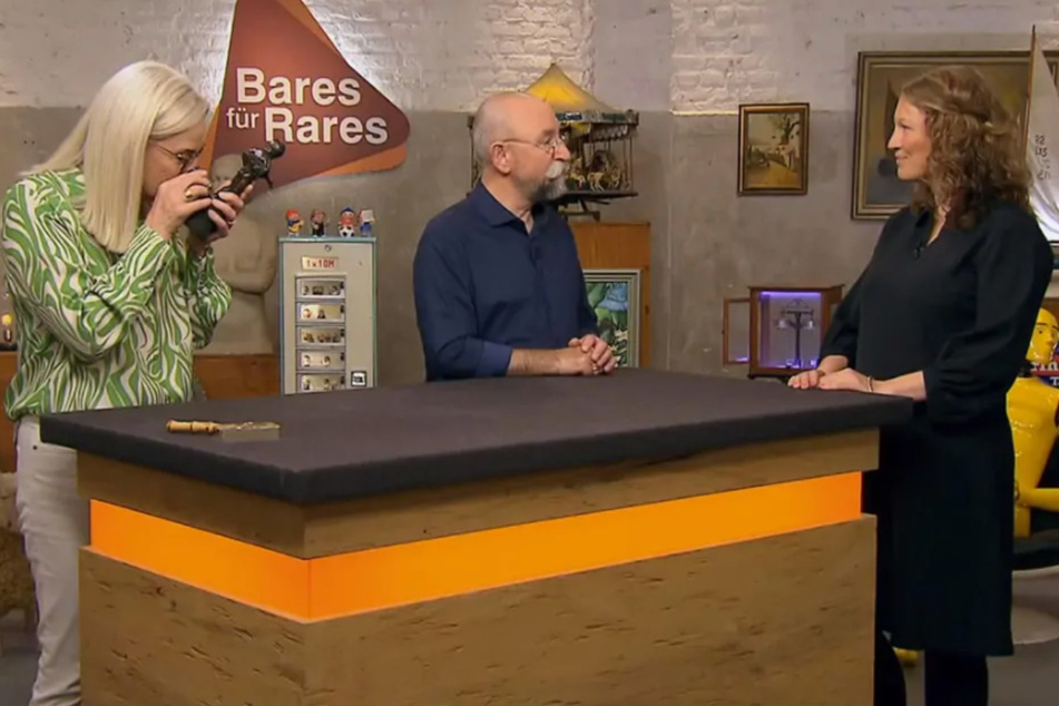 Bares für Rares: Bares für Rares: Nackter Junge aus Dresden sorgt im TV für Wirbel - das ist der Grund!