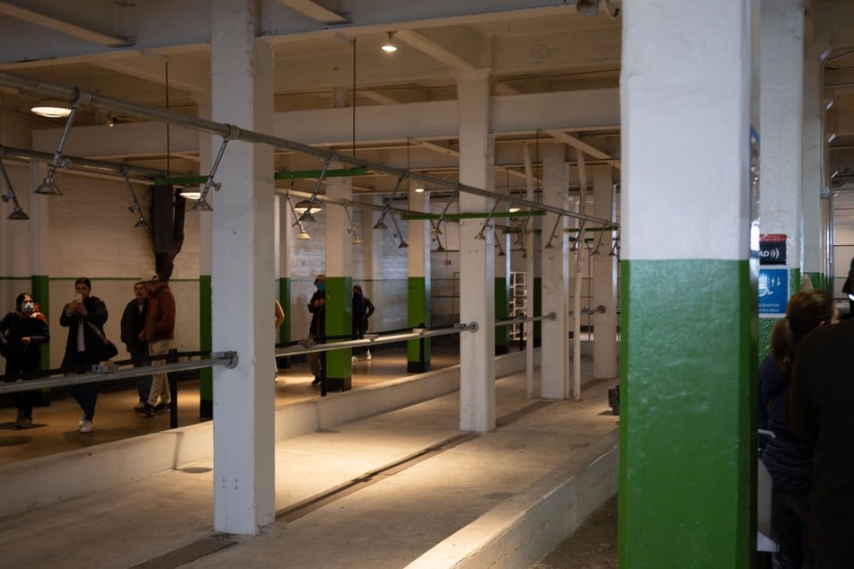 Haftanstalt für Warmduscher: Den Duschsaal kann man gleich im Eingangsbereich von Alcatraz besichtigen.
