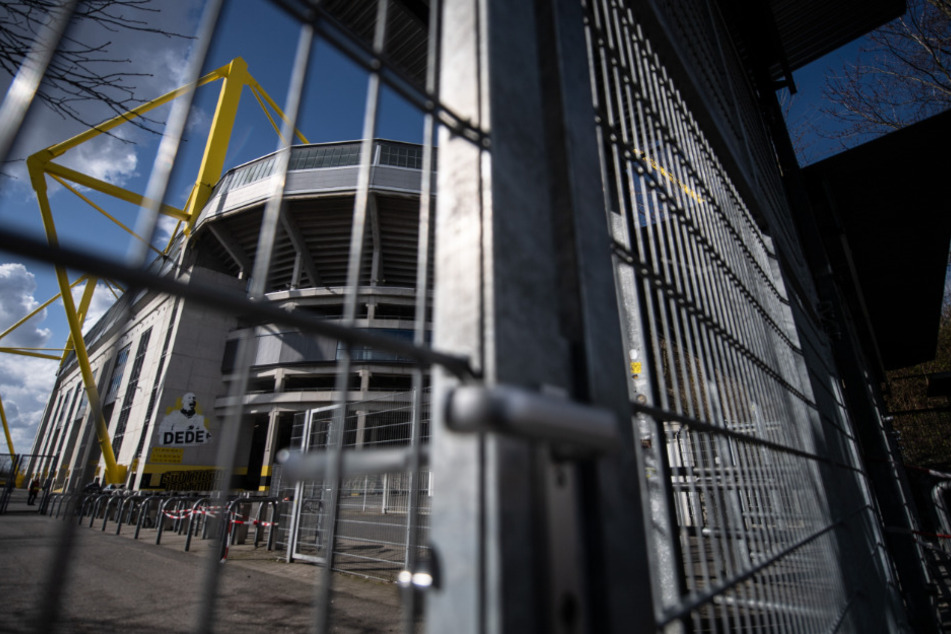 Nicht mehr nur der Signal-Iduna-Park ist zu. Auch das Trainingsgelände des BVB bleibt vorerst verschlossen.