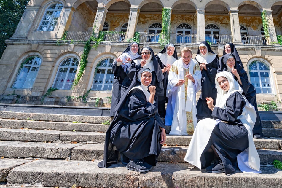 Dresden: Ein himmlisches Vergnügen! Am Schloss Übigau legen die Nonnen los