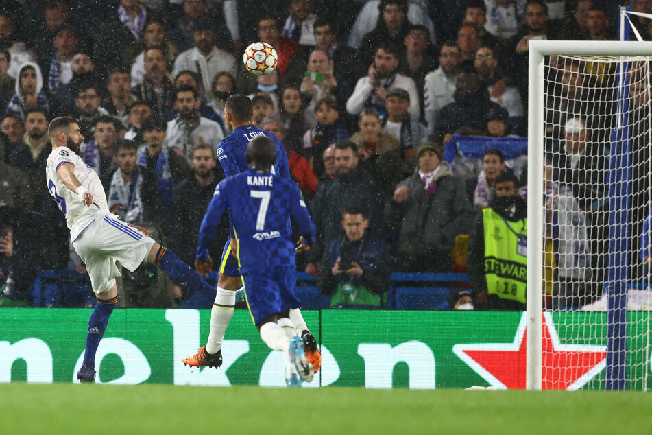 Benzema scoring his second header against Chelsea.