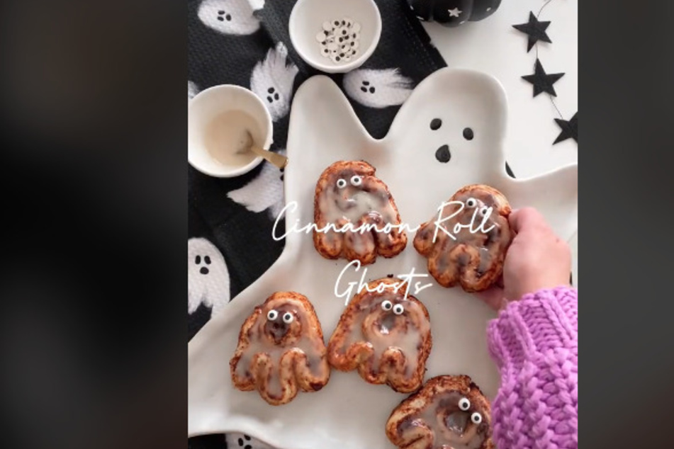 Another favored treat can also be a Halloween treat for anyone are cinnamon rolls! TikToker kristensellentin shows how to make the yummy rolls truly haunting!