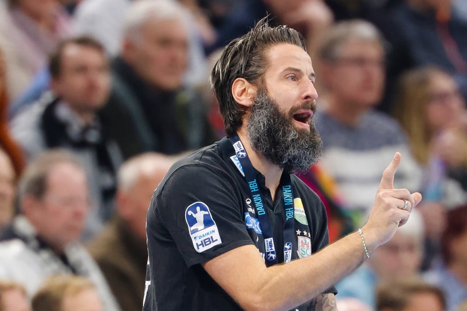 Besonders in der Anfangsphase des Spiels hatte Bennet Wiegerts (44) Team Probleme.