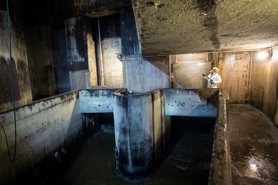 Auch die Gebühren für die Entsorgung von Schmutzwasser steigen zum 1. Januar 2025. (Archivbild)