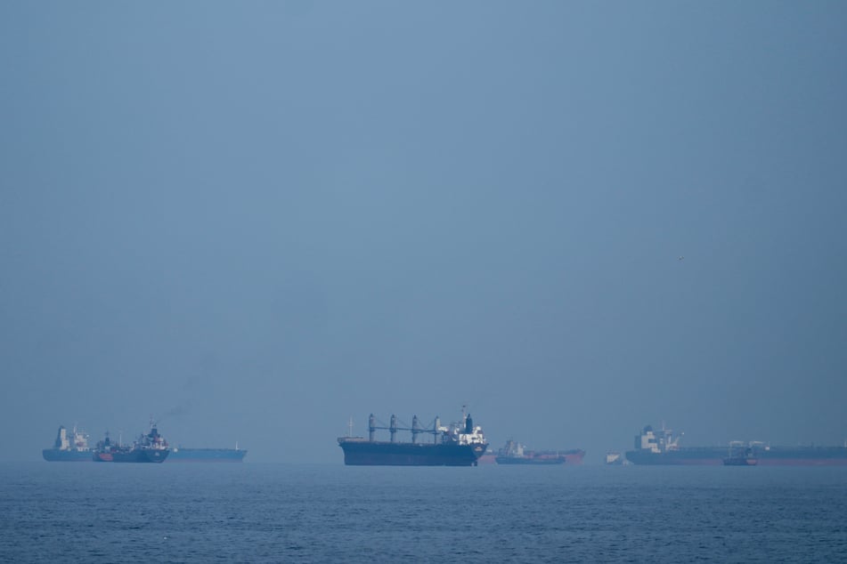 Sollten sich Militärschiffe der Straße von Hormus nähern, droht der Iran mit einer konsequenten Reaktion.