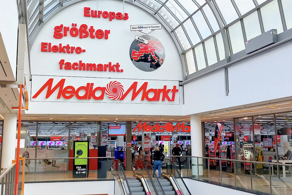 MediaMarkt Köln-Kalk (in den Köln-Arcaden) auf der Vietorstraße 7.
