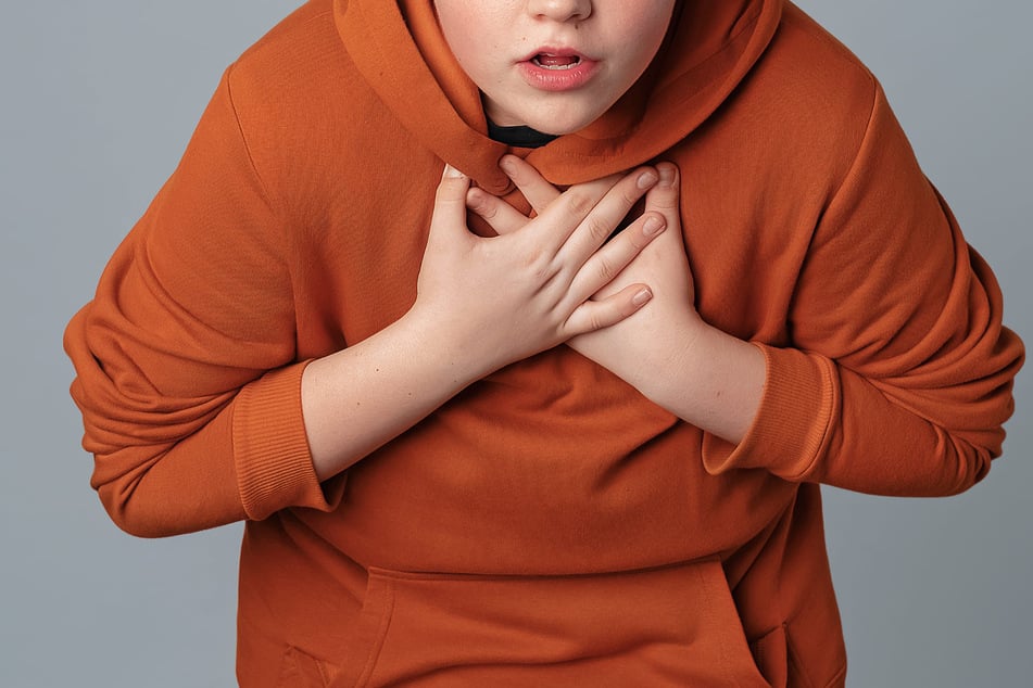 Bei der Blackout-Challenge versuchen Kinder und Jugendliche durch Hyperventilieren einen Rauschzustand zu erlangen. (Symbolfoto)