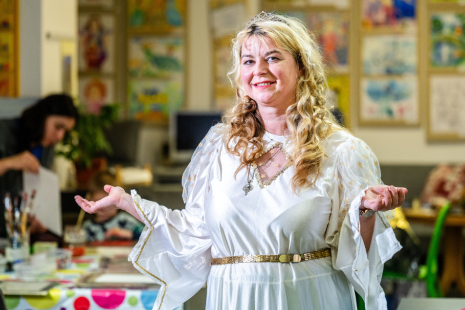 Doreen Lämmel (45) tritt Weihnachten als Engel auf und ist auch als TV-Darstellerin bekannt.