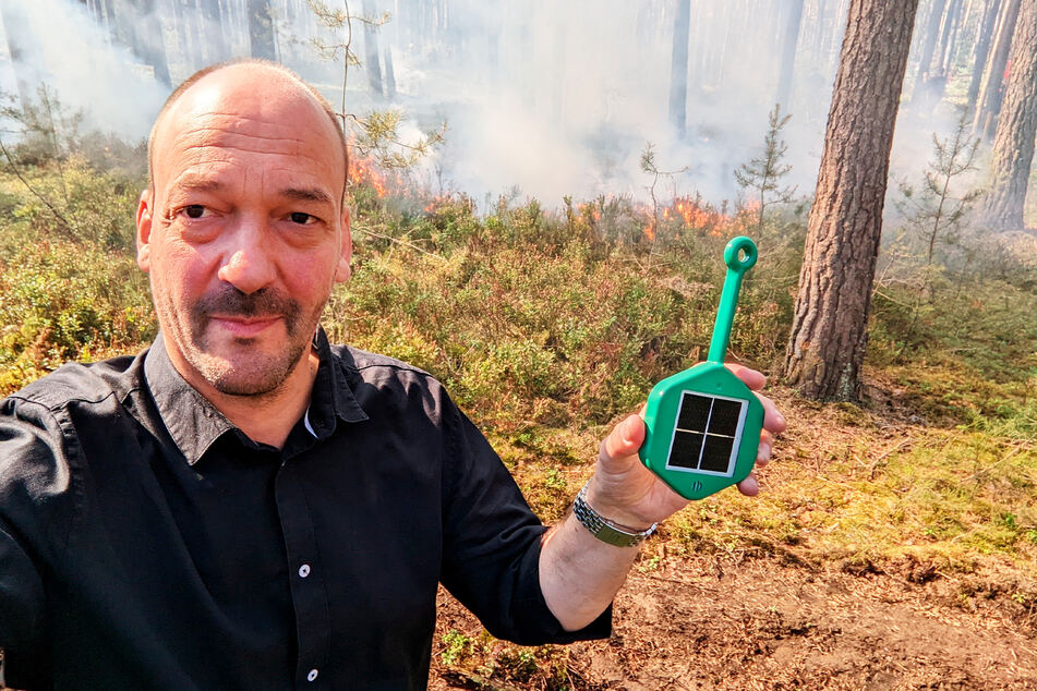 Seine solarbetriebenen Gassensoren erkennen Waldbrände in weniger als 60 Minuten: Carsten Brinkschulte (55), Geschäftsführer von Dryad Networks.