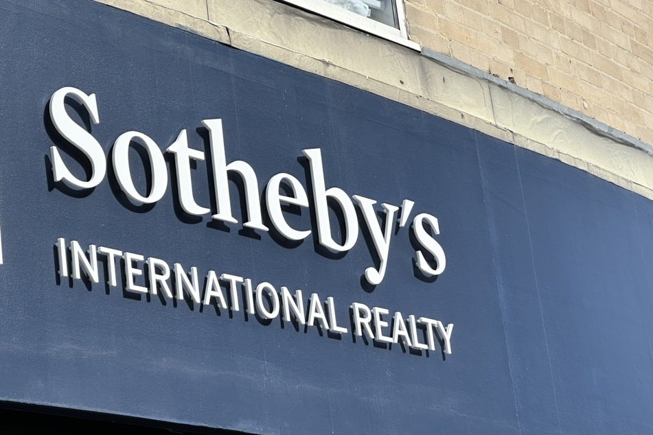 Im New Yorker Standort der Auktionshaus-Kette "Sotheby's" wurde das Werk an den chinesischen Unternehmer Justin Sun versteigert.