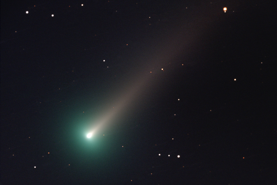 Dieses Bild des Kometen "C/2021 A1 Leonard" wurde mit dem neuen 60-cm-Teleskop des Bayfordbury Observatory der Universität Hertfordshire aufgenommen.