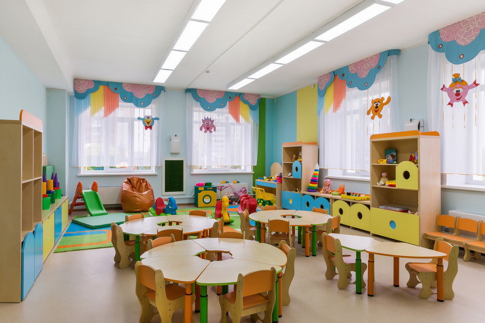 Einbrecher hatten es am Wochenende auf Kitas und Grundschulen abgesehen. (Symbolbild)
