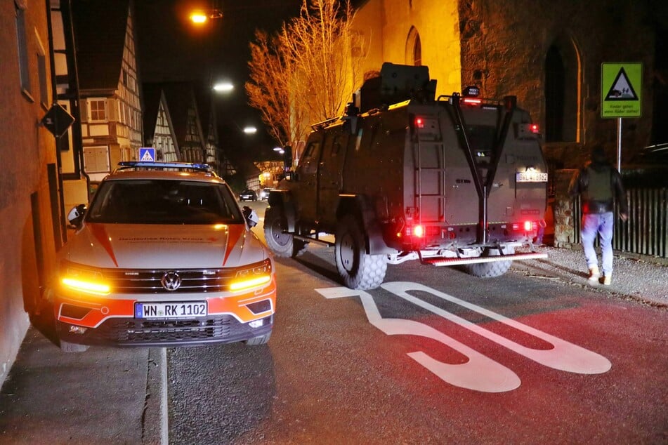 Am Sonntag musste die Polizei in Weinstadt-Strümpfelbach schweres Geschütz auffahren.
