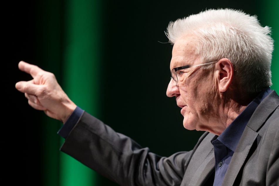 Lockdown-Lockerungen: Kretschmann warnt vor Einkaufs-Tourismus