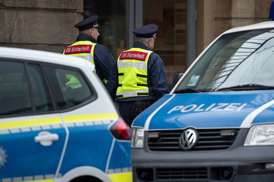 Bereits am Dresdner Hauptbahnhof soll ein 33-Jähriger einen Mitarbeiter der DB-Sicherheit attackiert haben. (Archivfoto)