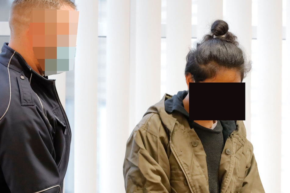 Drama bei Chemnitz: Urlaubs-Liebe aus Thailand fackelt Haus ab