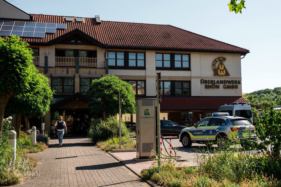 Täter (22) und Opfer (†59) hatten beim Stromversorger Überlandwerk Rhön in Mellrichstadt gearbeitet. Hier war es auch zu der Tat gekommen.