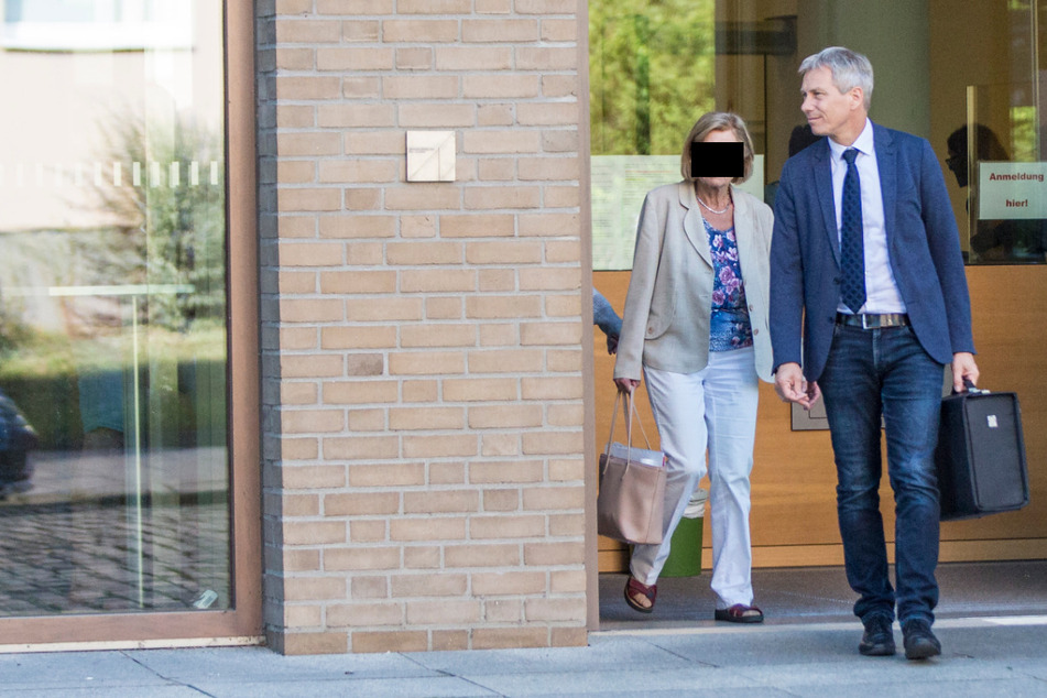 Waltraut B. (83) muss noch eine Weile auf ihre Fahrerlaubnis verzichten.