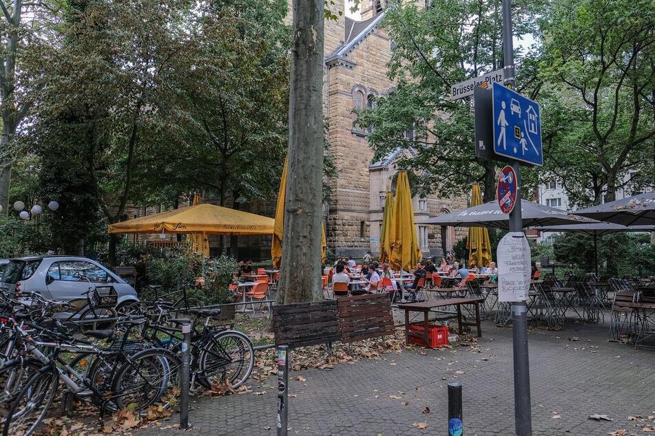 Der Brüsseler Platz ist beliebter Treffpunkt für Nachtschwärmer und Partygänger.