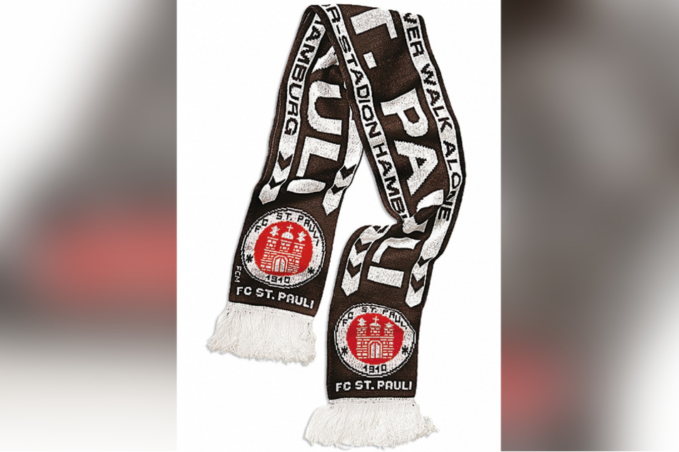 Begehrte Trophäe: ein Fan-Schal.