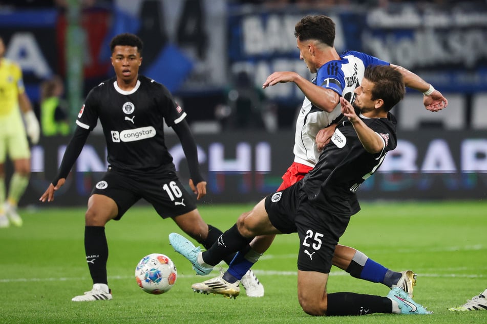 Adam Dzwigala (30, r.) freut sich über den steigenden Druck am Saisonende.