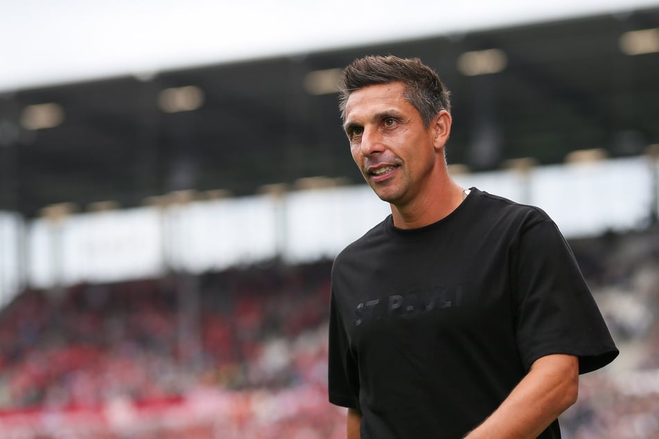 St.-Pauli-Trainer Marcel Rapp (47) setzt gegen Gladbach auf die vermeintlich beste Elf.