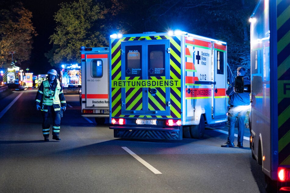 Retter waren mit einem Großaufgebot vor Ort im Einsatz.