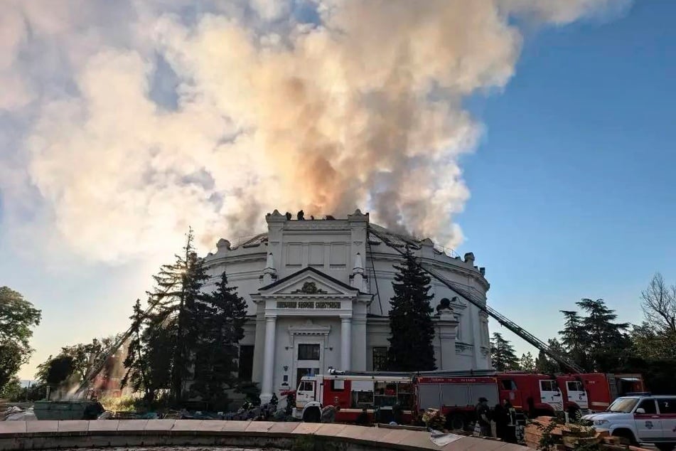 Das Museum auf der Halbinsel Krim wurde attackiert und geriet in Brand.