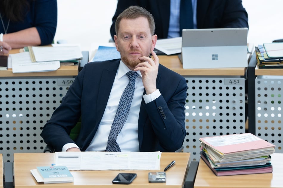 Michael Kretschmer (47, CDU), Ministerpräsident von Sachsen, hat eine klare Haltung zur Aufhebung der Visa-Erleichterungen für Russen.