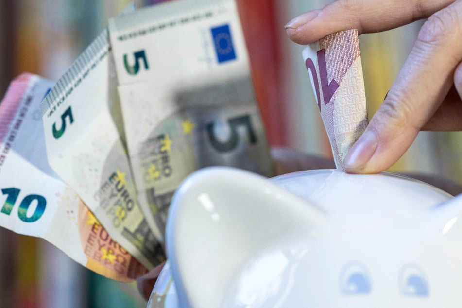 Bei steigenden Rentenbeiträgen müssen sich Arbeitnehmer auf weniger Netto vom Brutto einstellen.