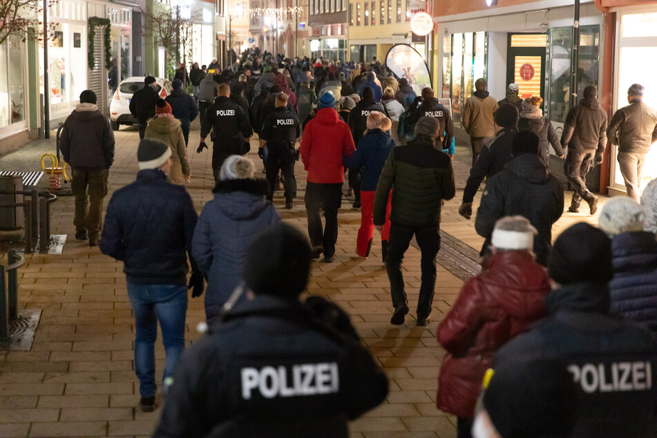 Kein Corona-Frieden vor dem Fest: Über 14.000 Thüringer demonstrieren