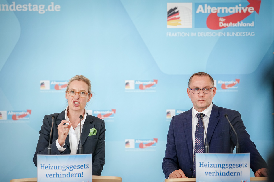 Die beiden Chefs der AfD, Alice Weidel (44, l.) und Tino Chrupalla (48, r.) stoßen auch in Baden-Württemberg auf immer größere Zustimmung.