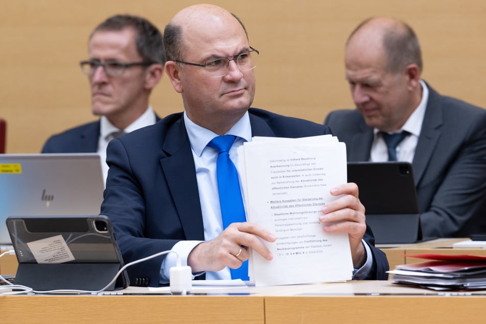 Finanz- und Heimatminister Albert Füracker (56, CSU) ist von dem Vorhaben des Freistaats restlos überzeugt.