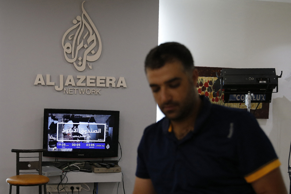 Zuvor hatte die israelische Regierung beschlossen, die Tätigkeit des TV-Senders Al-Jazeera in Israel zu untersagen, weil dieser ein Risiko für die Staatssicherheit darstellen soll. Israels Regierung betrachtet den Sender als "Sprachrohr der Hamas". (Archivbild)