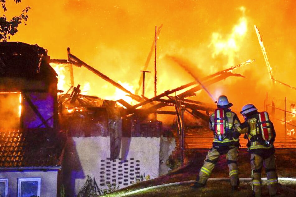 Flammeninferno im "Vogl": Traditionsgasthaus komplett zerstört