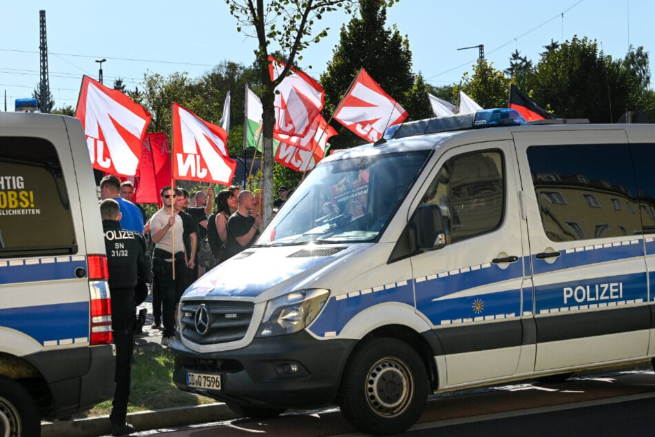 Der Gegenprotest zum CSD war mit etwa 200 Personen unterwegs.