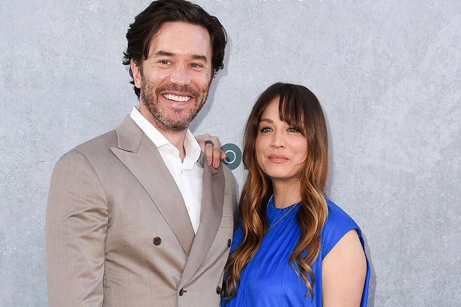 Kaley Cuoco (40) und Tom Pelphrey (44) lernten sich 2022 kennen.