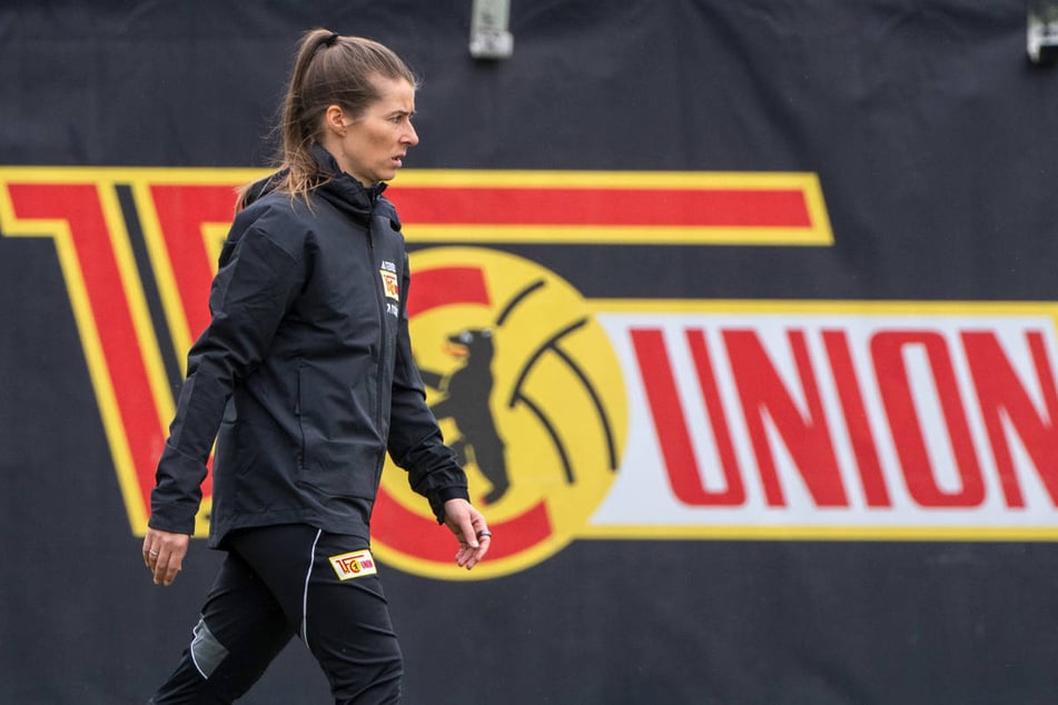 Am Samstag feiert Marie-Louise Eta ihr historisches Debüt als Cheftrainerin von Union Berlin in der Bundesliga.