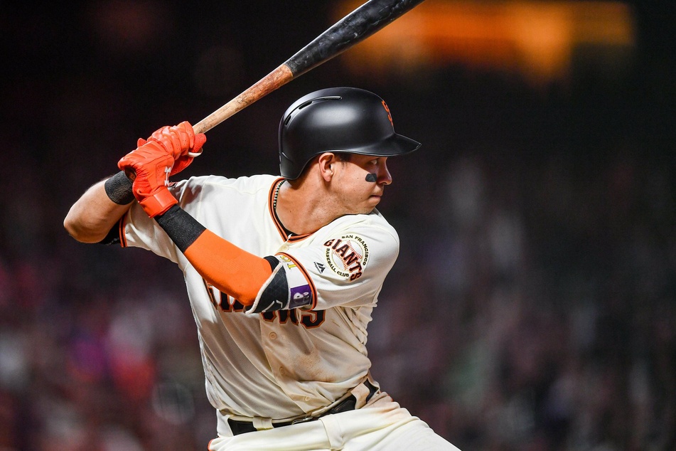 Mauricio Dubon led the Giants with a seventh-inning rally to get over the Rangers for the 3-1 win on Monday night