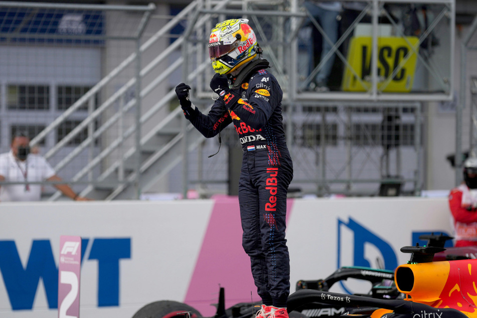Raus mit der Freude. Max Verstappen siegt beim Heimrennen von Red Bull in der Steiermark.