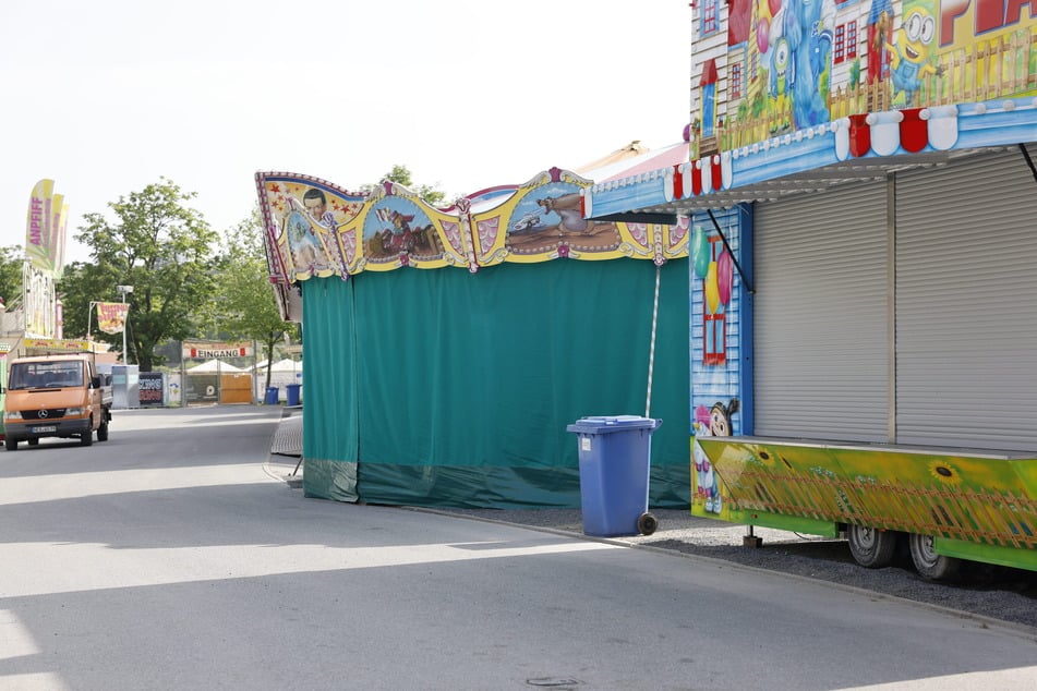 Das Kinderkarussell auf dem Festgelände wurde von der Polizei aus dem Betrieb genommen.