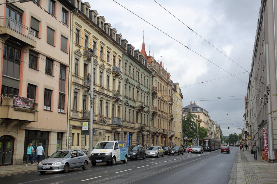 Auf der Bautzner Straße entdeckte die Polizei eine betrunkene 17-Jährige. (Archivbild)