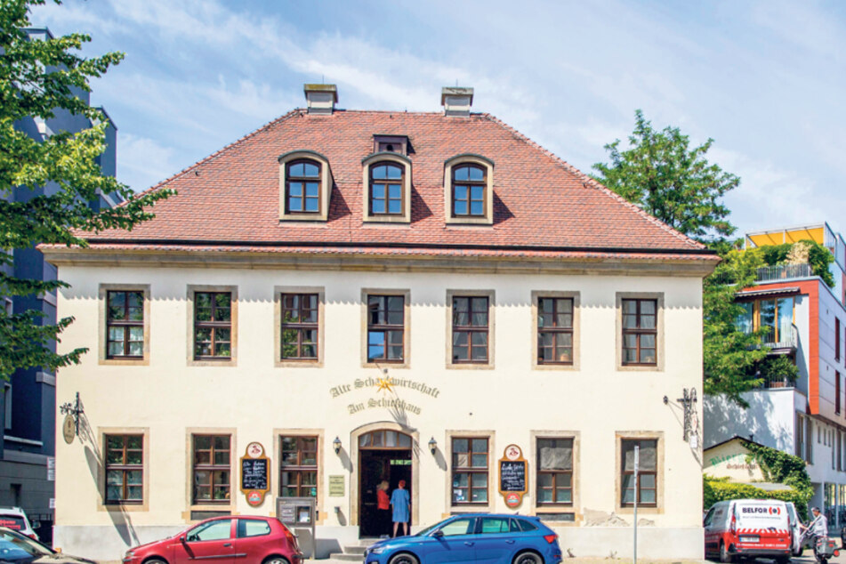 Das Schießhaus inklusive des rückwärtigen, herrlichen Biergartens bleibt bis August geschlossen.