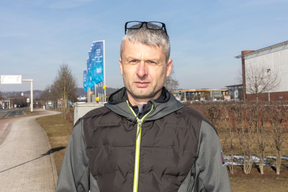 Stadtbezirksbeirat Tino Jasef (53, Freie Wähler) wünscht sich eine Sanierung.