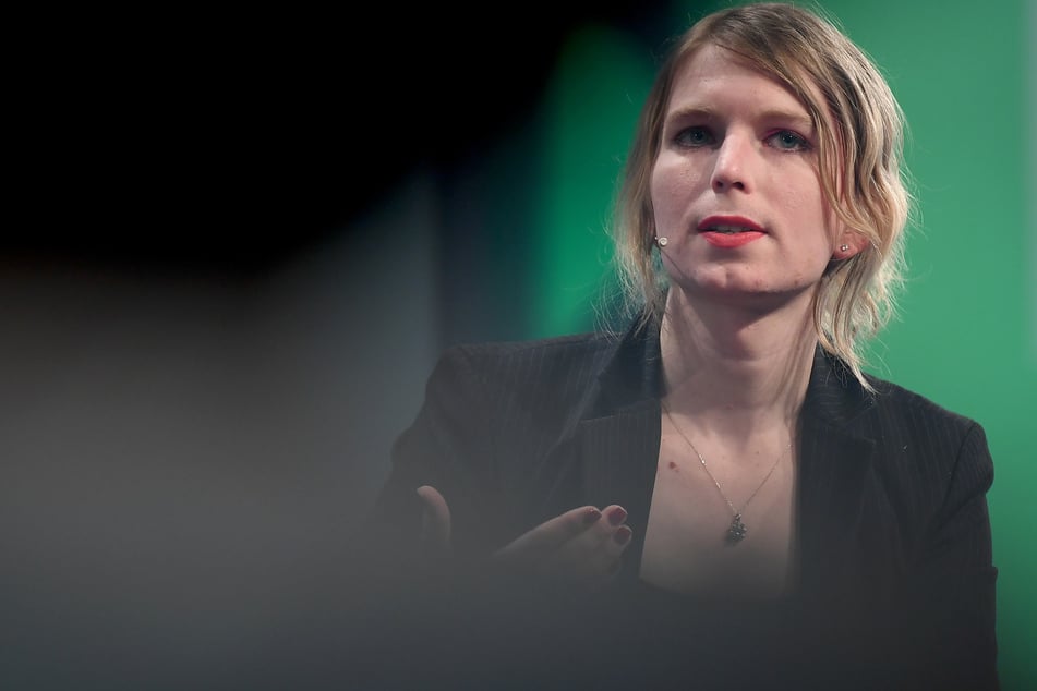 Die US-Justiz wirft Assange vor, der Whistleblowerin Chelsea Manning (33) geholfen zu haben, geheimes Material von US-Kriegseinsätzen zu veröffentlichen.