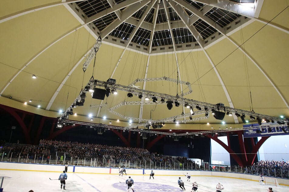Der anona ICEDOME ist das Zuhause der KSW IceFighters und öffnet in der Saison die Eisfläche für Groß und Klein. (Archivbild)
